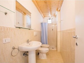 House | Bathroom | Shower - Alluring Holiday Home in Sciacca near Beach (Sciacca)