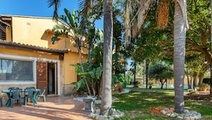 Exterior - Peaceful Holiday Home in Punta Milocca With Private Pool (Syracuse)