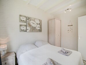 Bungalow | 2 Schlafzimmer, individuell eingerichtet, Bügeleisen/Bügelbrett