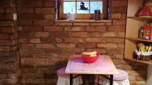 Dining - Cosy Farmhouse in Varaždin With Garden (Varazdin)