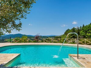 Pool - Charismatic Holiday Home in Montone With Private Pool (Montone)