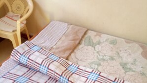 Phòng đơn | Bàn, truy cập Internet không dây miễn phí, bộ trải giường 