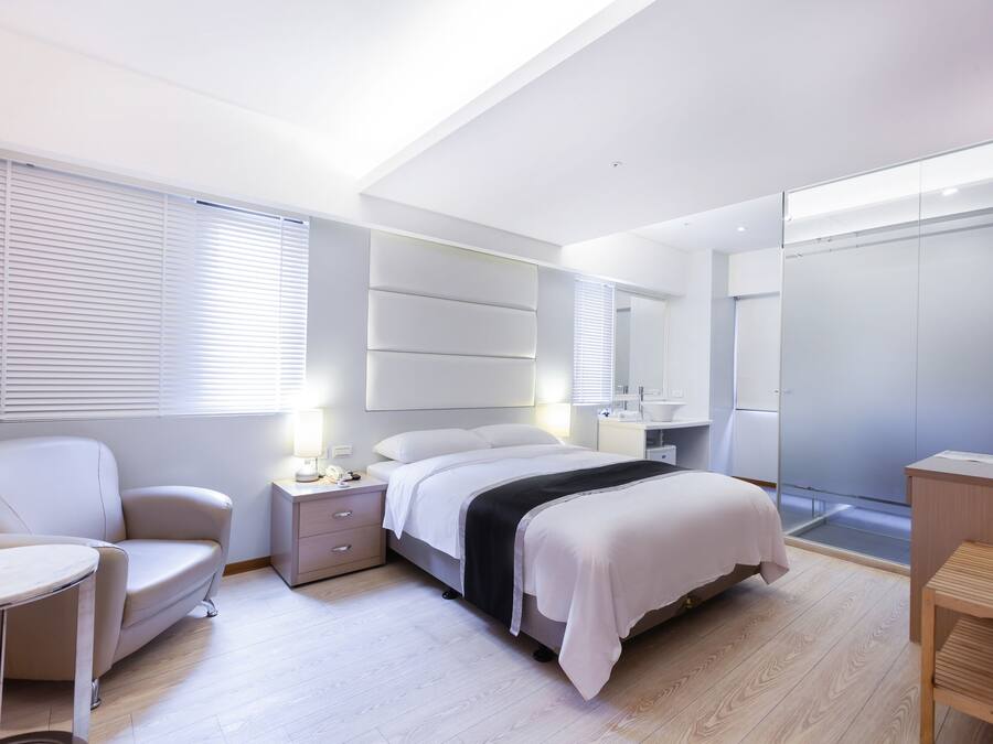 Premium bedding, desk, free WiFi, bed sheets