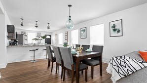 Dining - Sanitized New Pristine Indy Home w/ Pool Table! (Indianapolis)