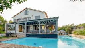 Exterior - Lavish Villa in Gassin With Swimming Pool (Gassin)