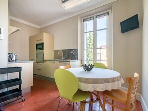 Dining - Premium Holiday Home in Cannes la Bocca With Swimming Pool (Cannes)