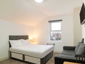 Apartment - Modern Studio in London Near Wimbledon Park (London)