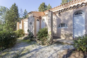 Villa | Exterior - Frejus Villa With Private Pool & Beach (Fréjus)
