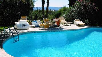 Vila | Kolam renang | Kolam renang indoor dan kolam renang outdoor