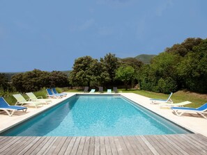 Outdoor pool - Secluded Holiday Home in Rustrel With Swimming Pool (Rustrel)