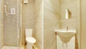 Apartment | Badezimmer | Dusche, Handtücher