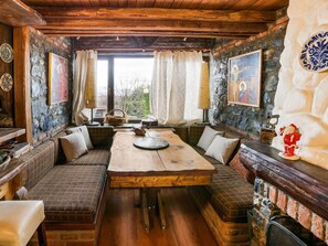 House | Living room | Fireplace - Traditional Holiday Home in Pella with Hot Tub (Edessa)