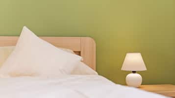 3 Schlafzimmer, individuell eingerichtet, Bettwäsche