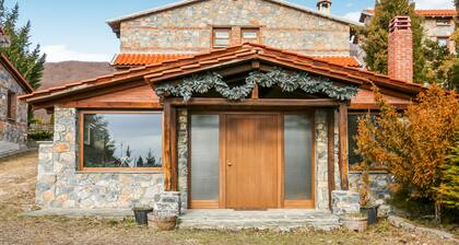 Lavish Holiday Home in Pella with Hot Tub