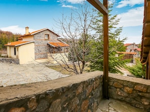 House | Balcony