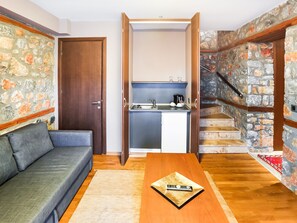 Living room - Traditional Holiday Home in Pella with Hot Tub (Edessa)