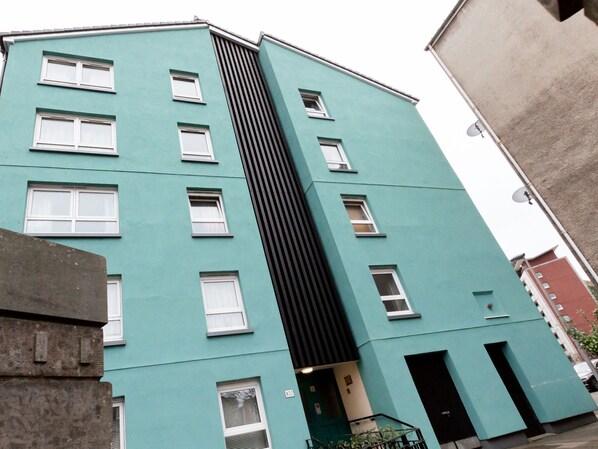 Exterior - Alluring Apartment in Edinburgh near City Center (Edinburgh)