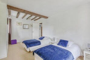 Hus | 2 soveværelser, individuel indretning, strygejern/strygebræt, sengetøj