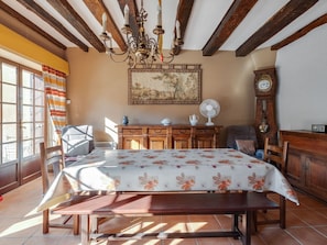 Dining - Timeless Holiday Home in Massaguel With Patio (Massaguel)
