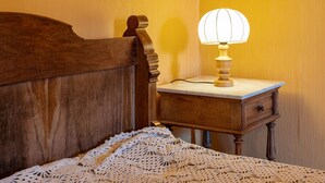 Room - Timeless Holiday Home in Massaguel With Patio (Massaguel)