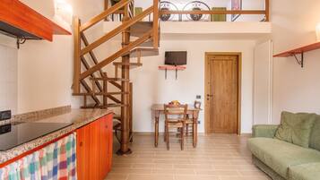 Cottage | Living area