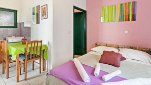 Living room - Simplistic Apartment in Petrčane with Terrace  (Zadar)