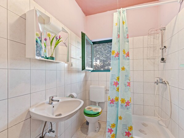 Apartment | Badezimmer | Handtücher