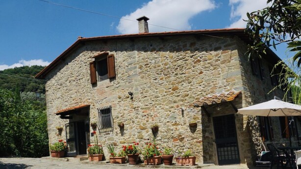 Exterior - Heritage Villa in Poggio Alla Croce With Swimming Pool (Figline e Incisa Valdarno)