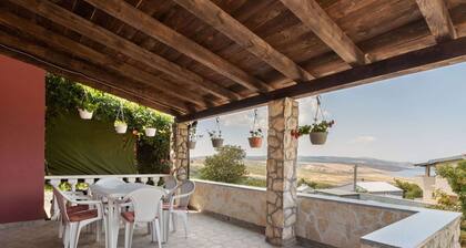 Simplistic Holiday Home in Jasenice Rovanjska near Sea