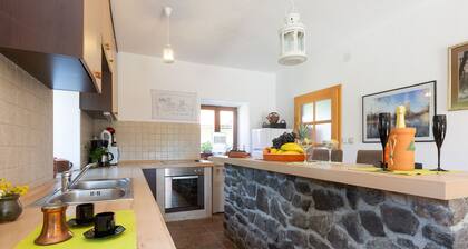 Secluded Holiday Home in Lovinac With Fireplace