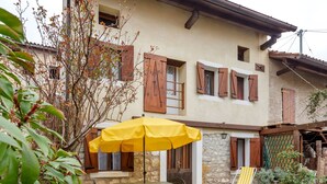 Exterior - Lovely Holiday Home in Montaner With Patio (Sarmede)