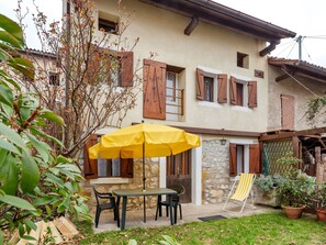 Exterior - Lovely Holiday Home in Montaner With Patio (Sarmede)