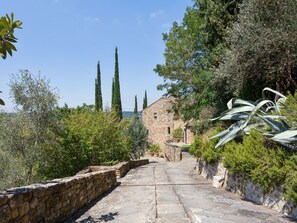 Reception - Picturesque Apartment in Montefiridolfi With Swimming Pool (San Casciano in Val di Pesa)