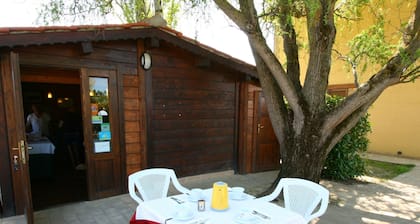 Idyllic Lakeside Retreat in Magione