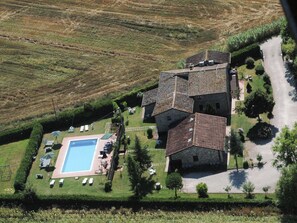 Exterior - Holiday Home in Magione Near Lake Trasimeno (Magione)