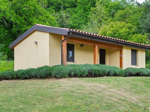 Captivating Cottage in San Ginesio With Swimming Pool