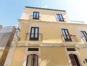 Exterior - Simplistic Holiday Home in Ortigia With Terrace (Syracuse)