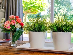 6 bedrooms, bed sheets - Modern Holiday Home in Zeewolde With a Swimming Pool (Zeewolde)