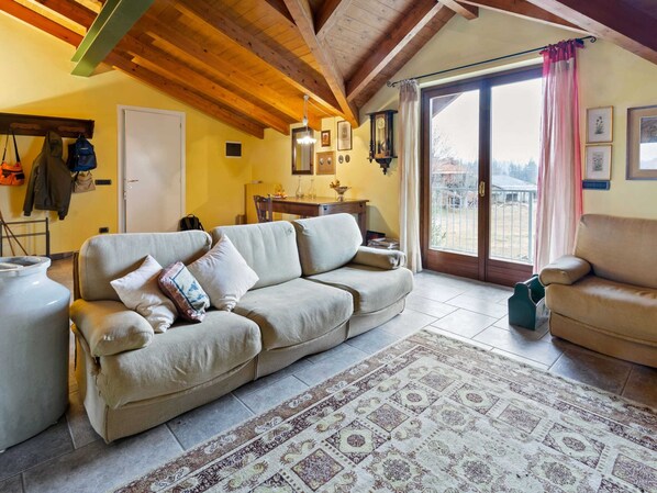 Apartment | Living area