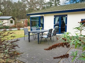 Balcony - Quaint Holiday Home in Vorden With Garden Shed (Vorden)
