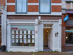 Reception - Secluded Apartment in Schönsee Nearby the Forest (The Hague)