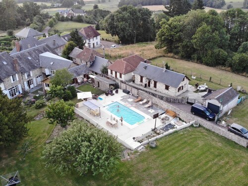 Authentic Mansion in Masseret With Heated Pool and Garden