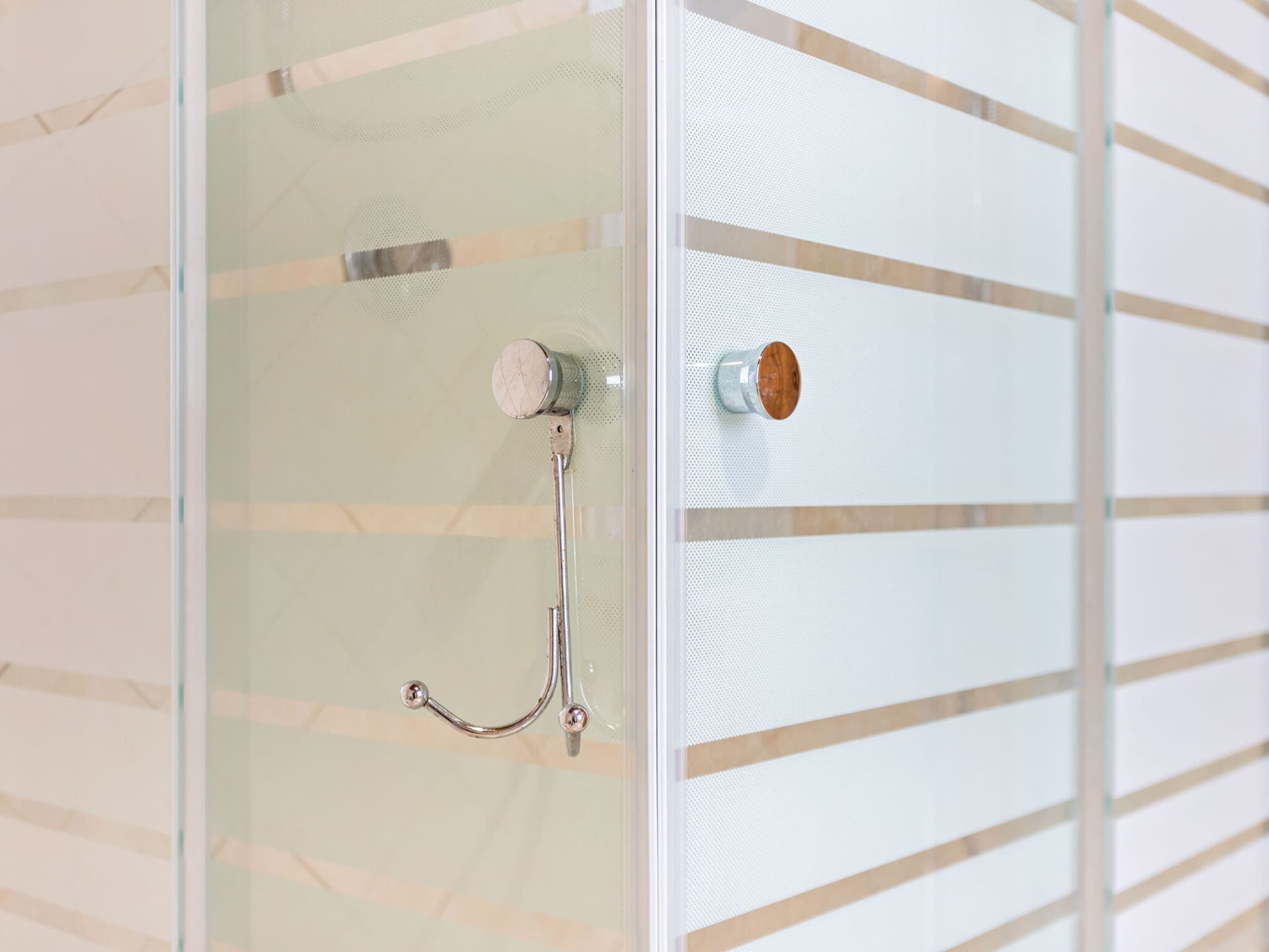 House | Bathroom