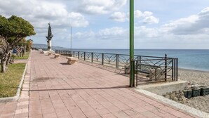 Esterni