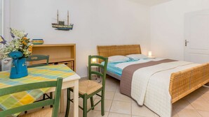 Appartement | 3 chambres, fer et planche à repasser, ameublement unique