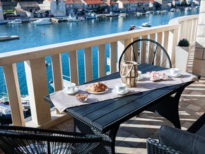 Balcony - Captivating Apartment in Vela Luka With Balcony (Vela Luka)