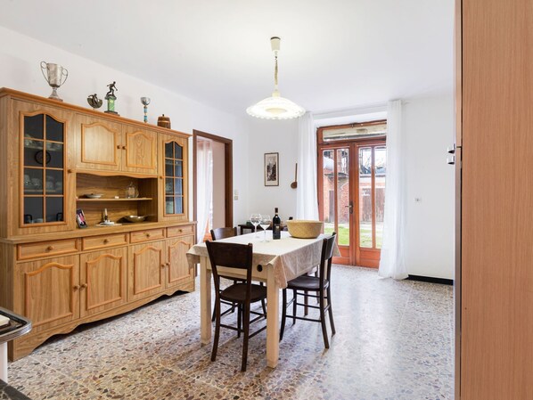 House | Tempat makan