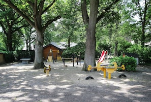 獨棟房屋 | 兒童遊樂區