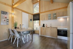 House | Dining - Holiday Home in Meijel Near De Groot Peel Park (Meijel)