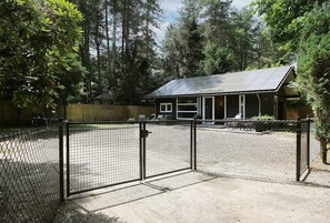 獨棟房屋 | 接待櫃台